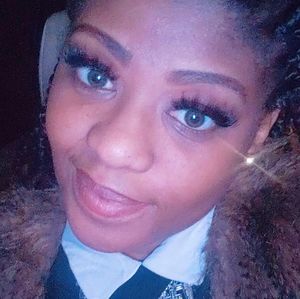 Meet your Posher, Nikki